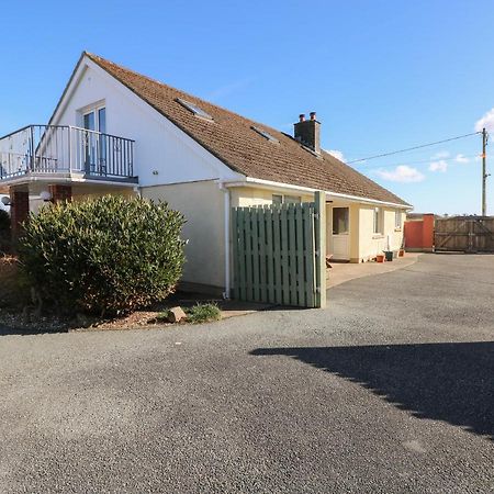 Meadow View Villa Haverfordwest Exterior photo